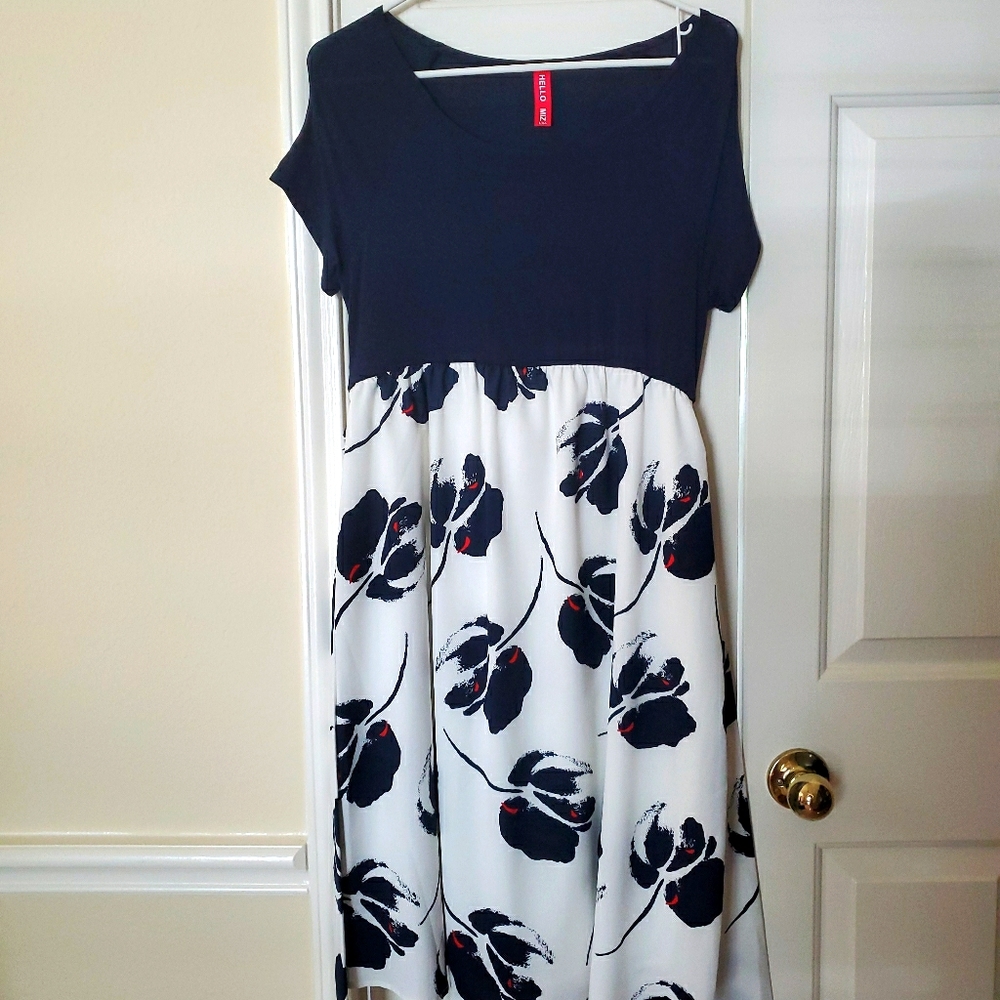 Hello Miz maternity dress size large